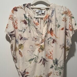 Amour Vert Multicolor Floral Silk Blouse W22” L26”
